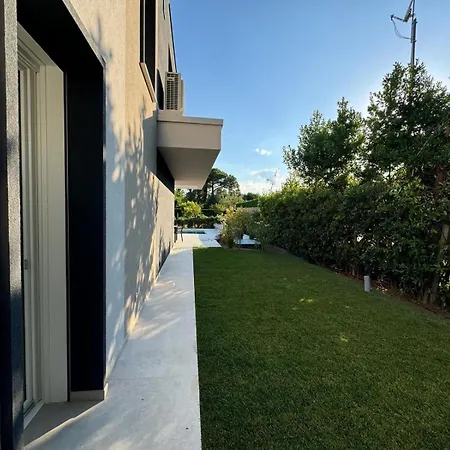 Albarella Con Piscina Nuova *
