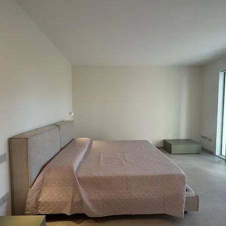 Albarella Con Piscina Nuova Villa *